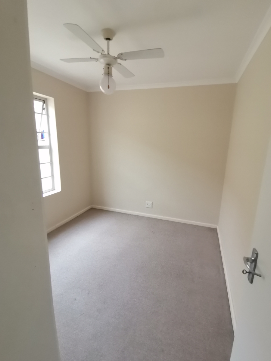 To Let 3 Bedroom Property for Rent in Fairview Golf Estate Western Cape